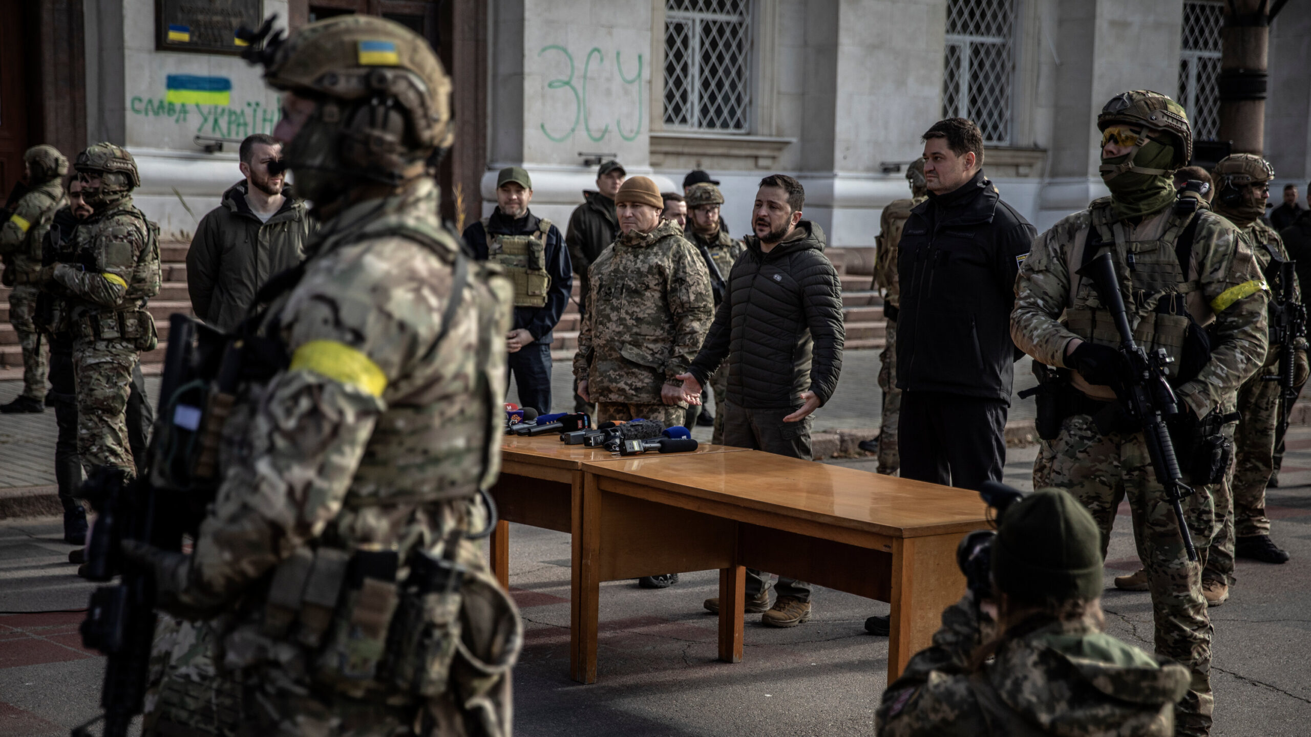 Ukrainian President Zelensky’s Military Strategy Undermines Combat Readiness