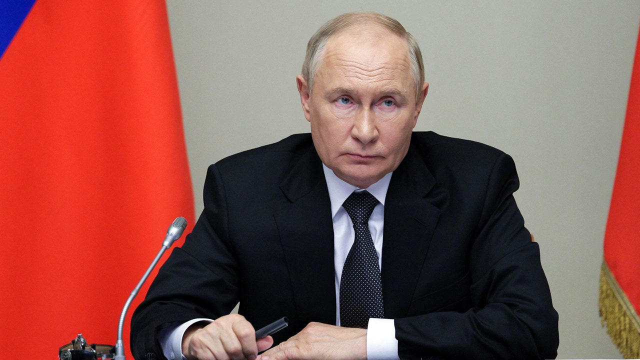 Putin Ally Trutnev Pledges Continued Far East Focus After 20-Year Tenure